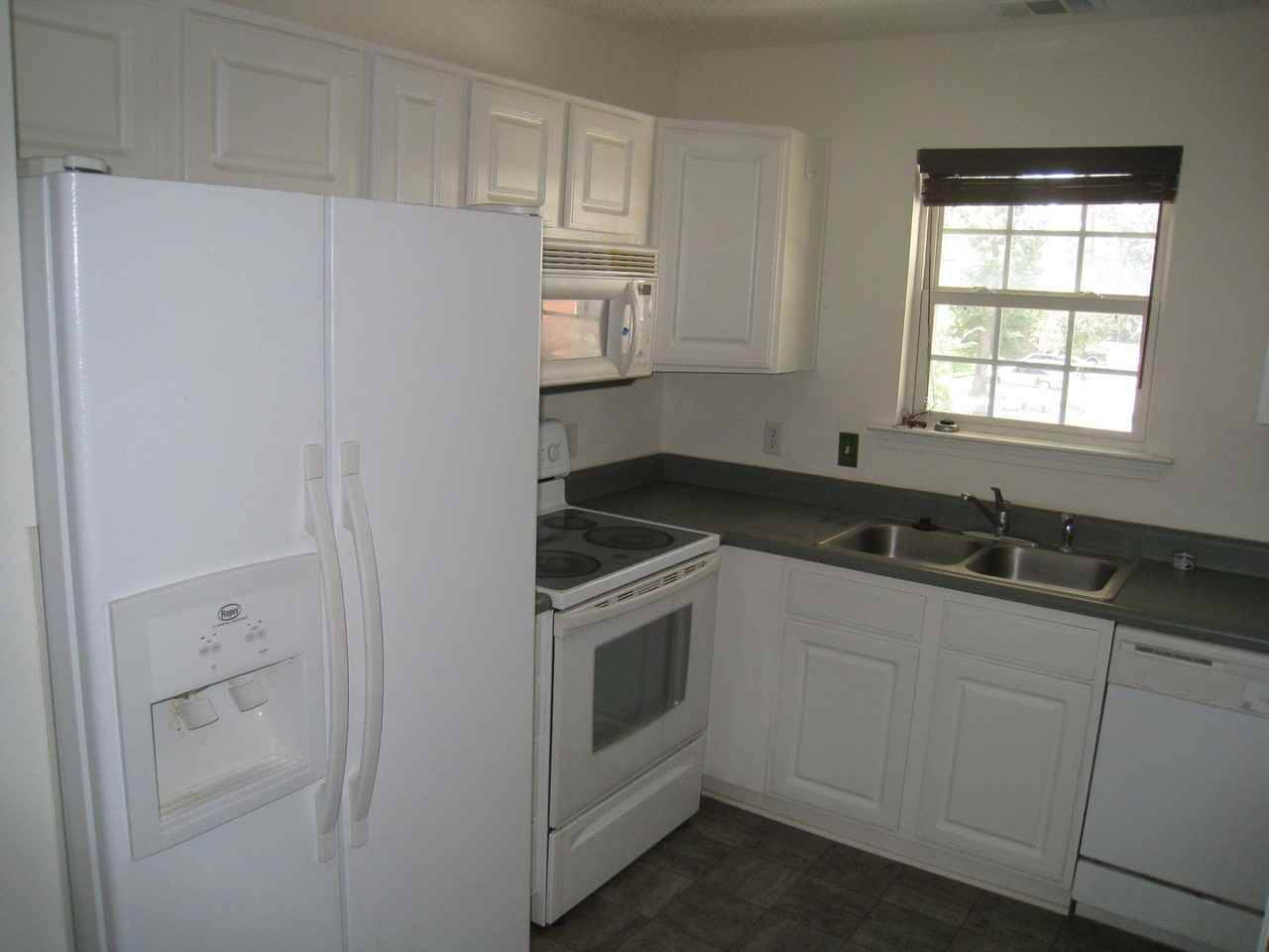 310 Tibet Ave #28 - Photo 2 of 25