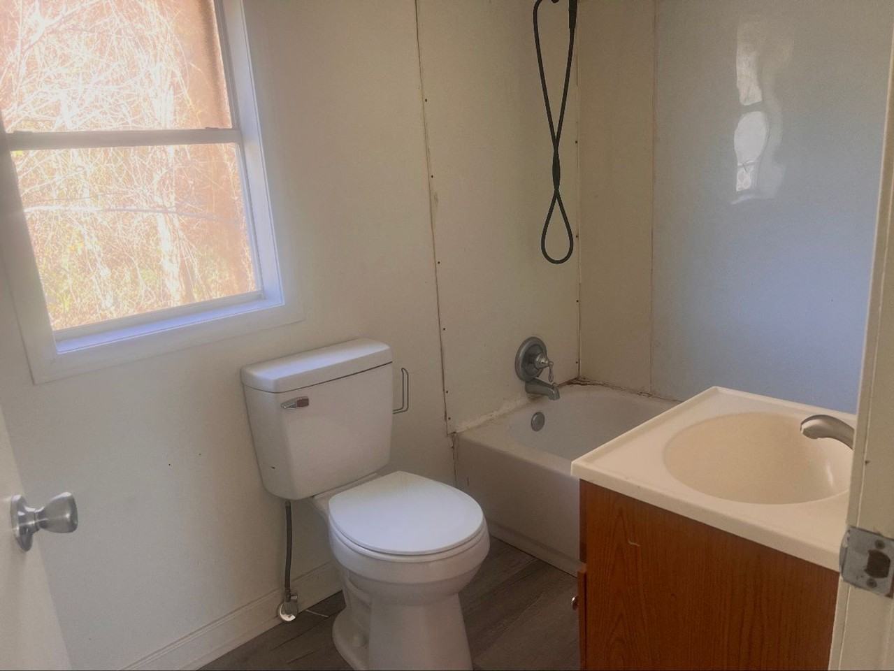 Bryant Ct - Photo 6 of 7