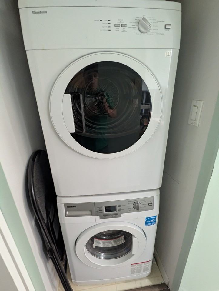 1880 East Kent Avenue South #303 - Photo 6 of 10