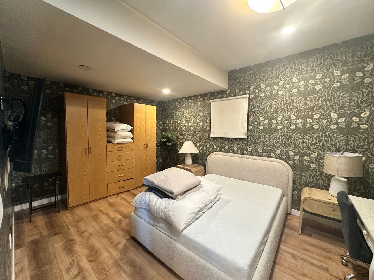 2587 Palm Ave #G - Photo 6 of 10