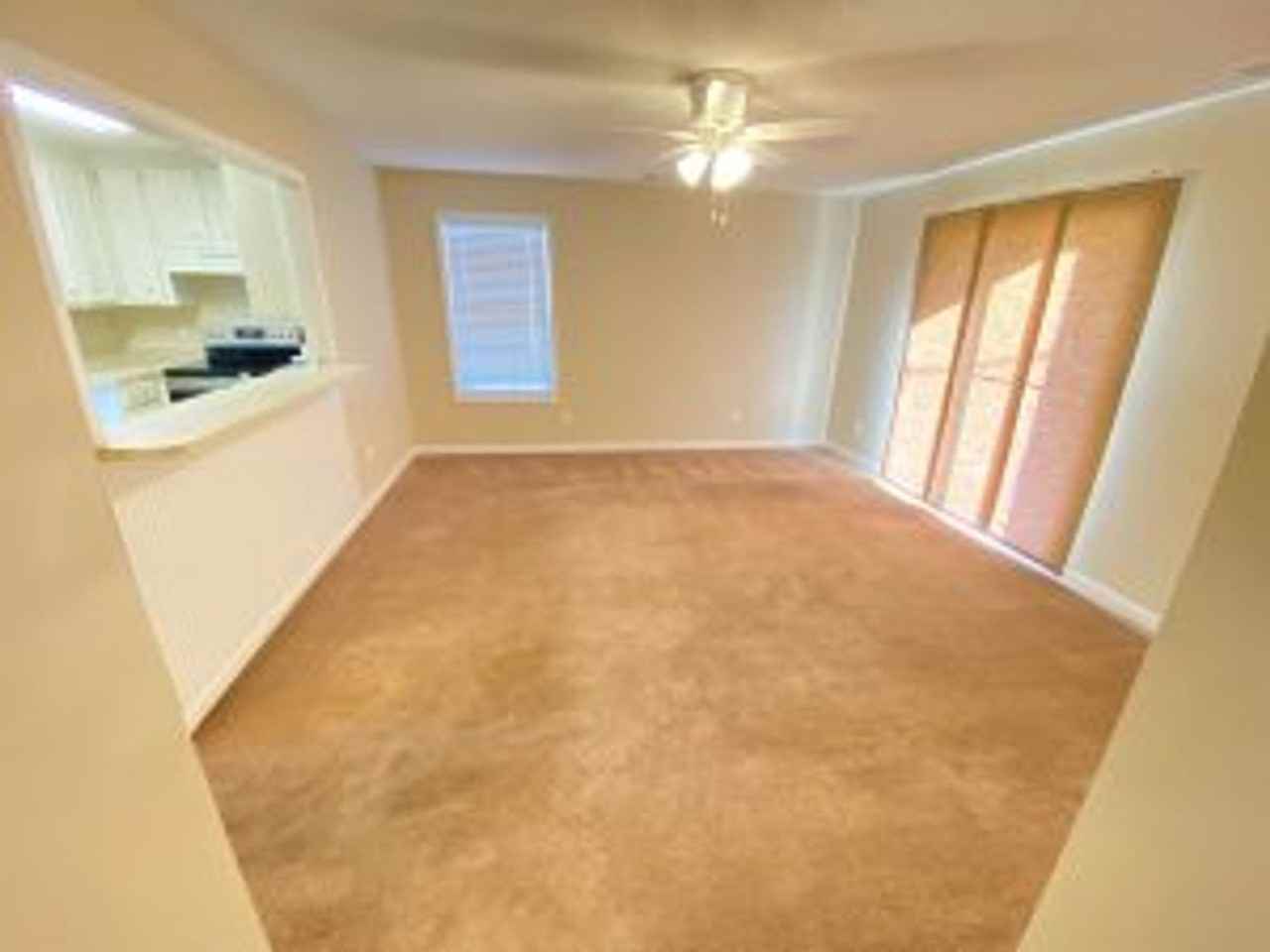 164 W Hampton St - Photo 3 of 10