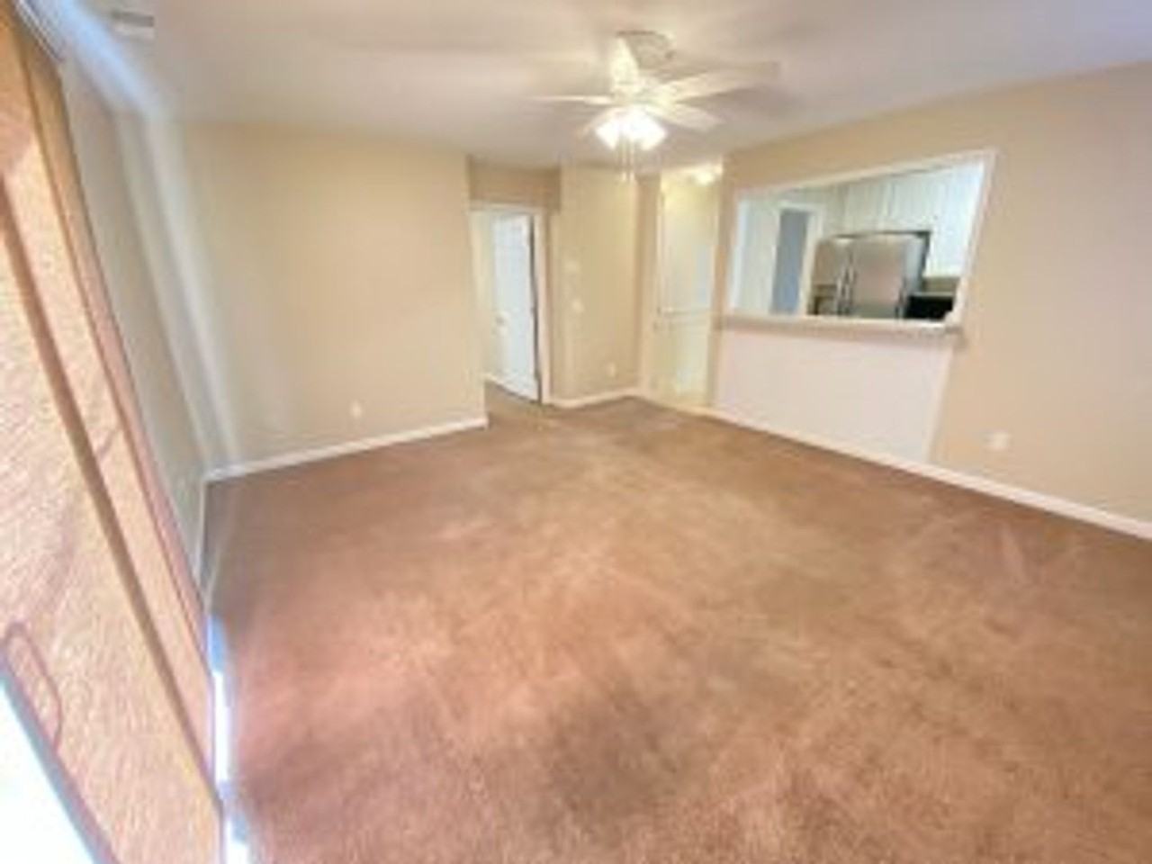 164 W Hampton St - Photo 4 of 10