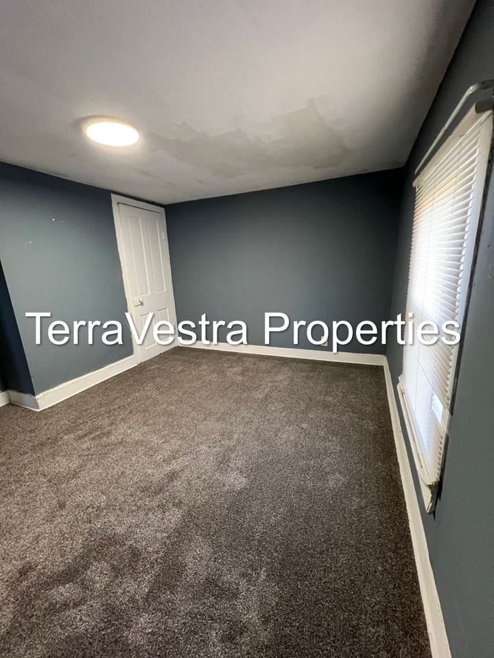 604 Sherman Ave - Photo 7 of 11