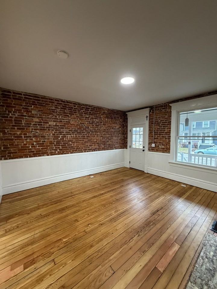 415 Hanford St - Photo 3 of 21