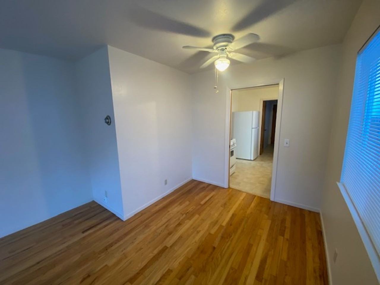 151 Monterey Ave - Photo 4 of 22