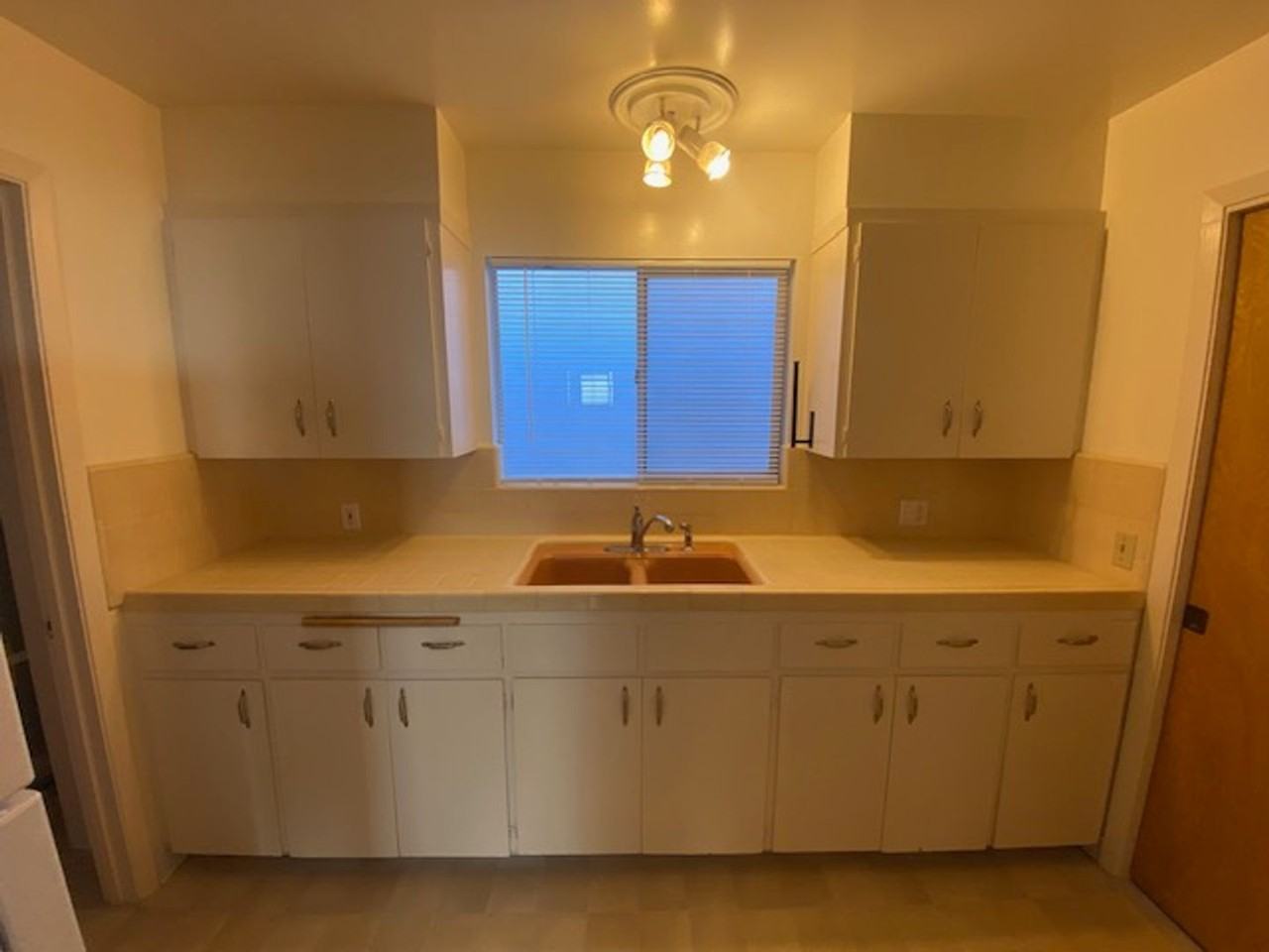 151 Monterey Ave - Photo 7 of 22