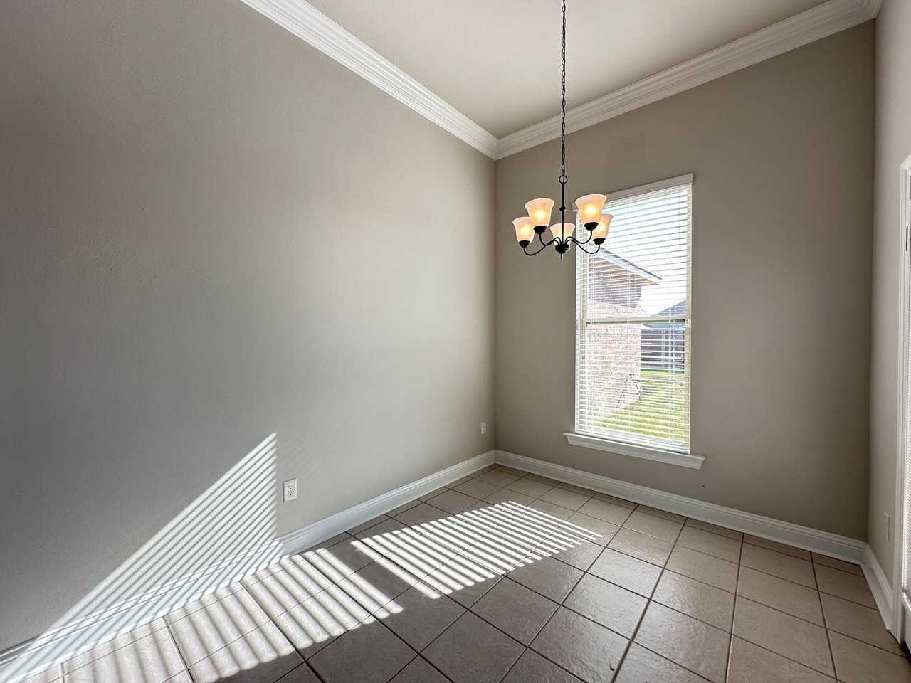 174 Gulfstream Ln - Photo 6 of 23