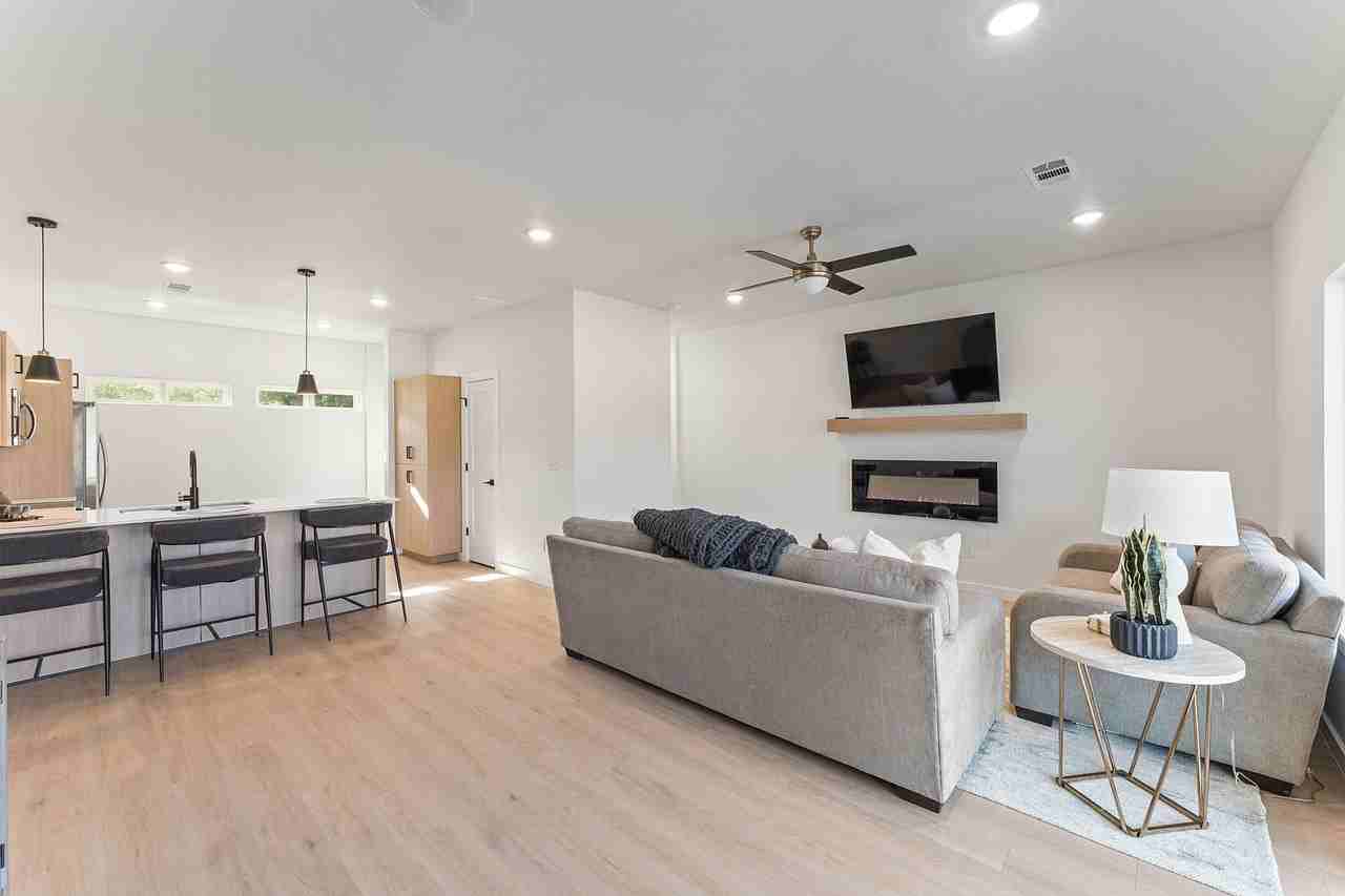 1440 W Hendon St #104 - Photo 7 of 23