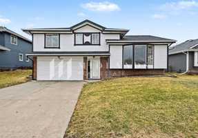 featured image of 11617 S 205th St