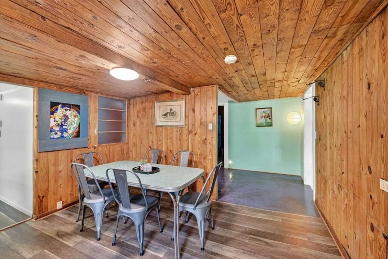 1455 E Broad St - Photo 5 of 42