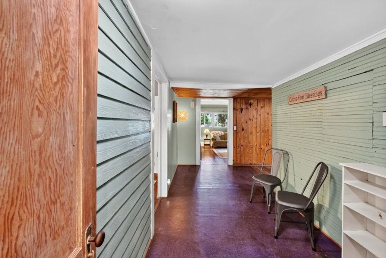 1455 E Broad St - Photo 7 of 42