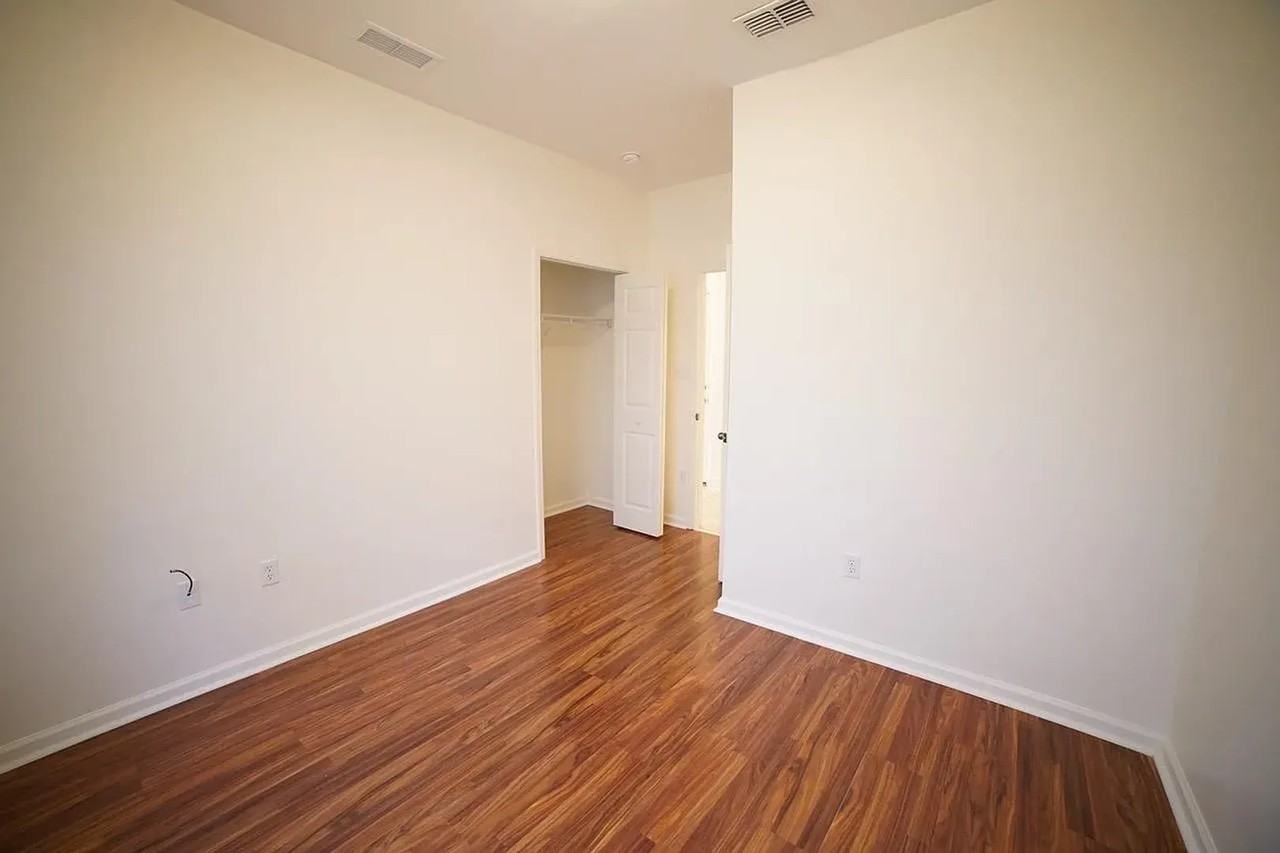 2870 Hampton Meadow Dr - Photo 6 of 19