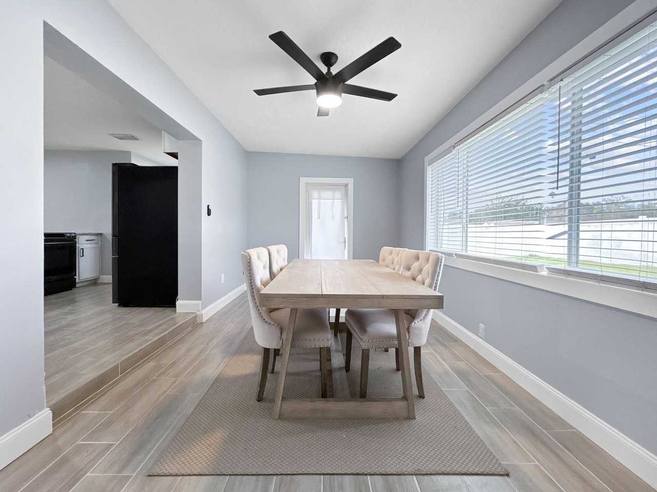 10397 62nd Ter - Photo 3 of 17