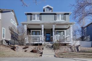 featured image of 2577 Mckay Landing Pkwy