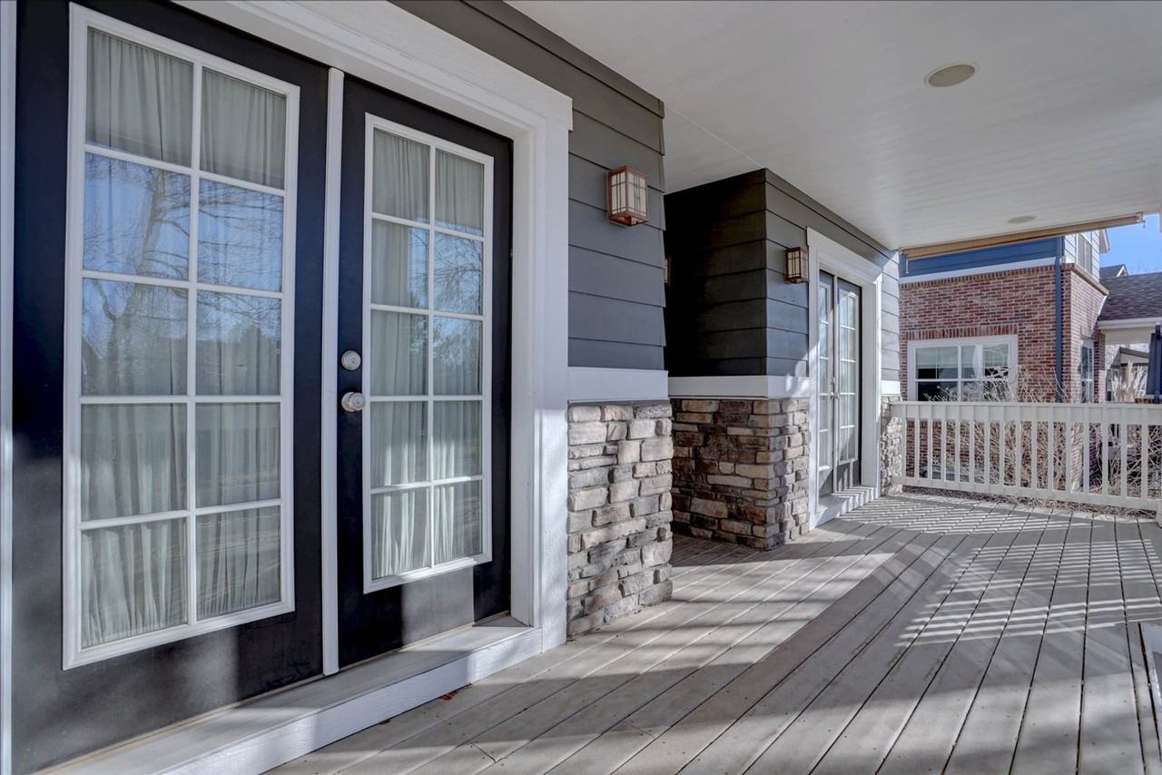 2577 Mckay Landing Pkwy - Photo 2 of 29