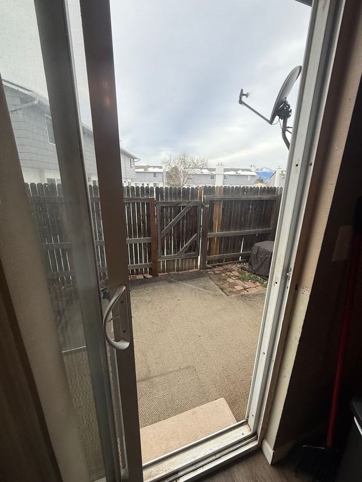 1268 Soaring Eagle Dr - Photo 5 of 11