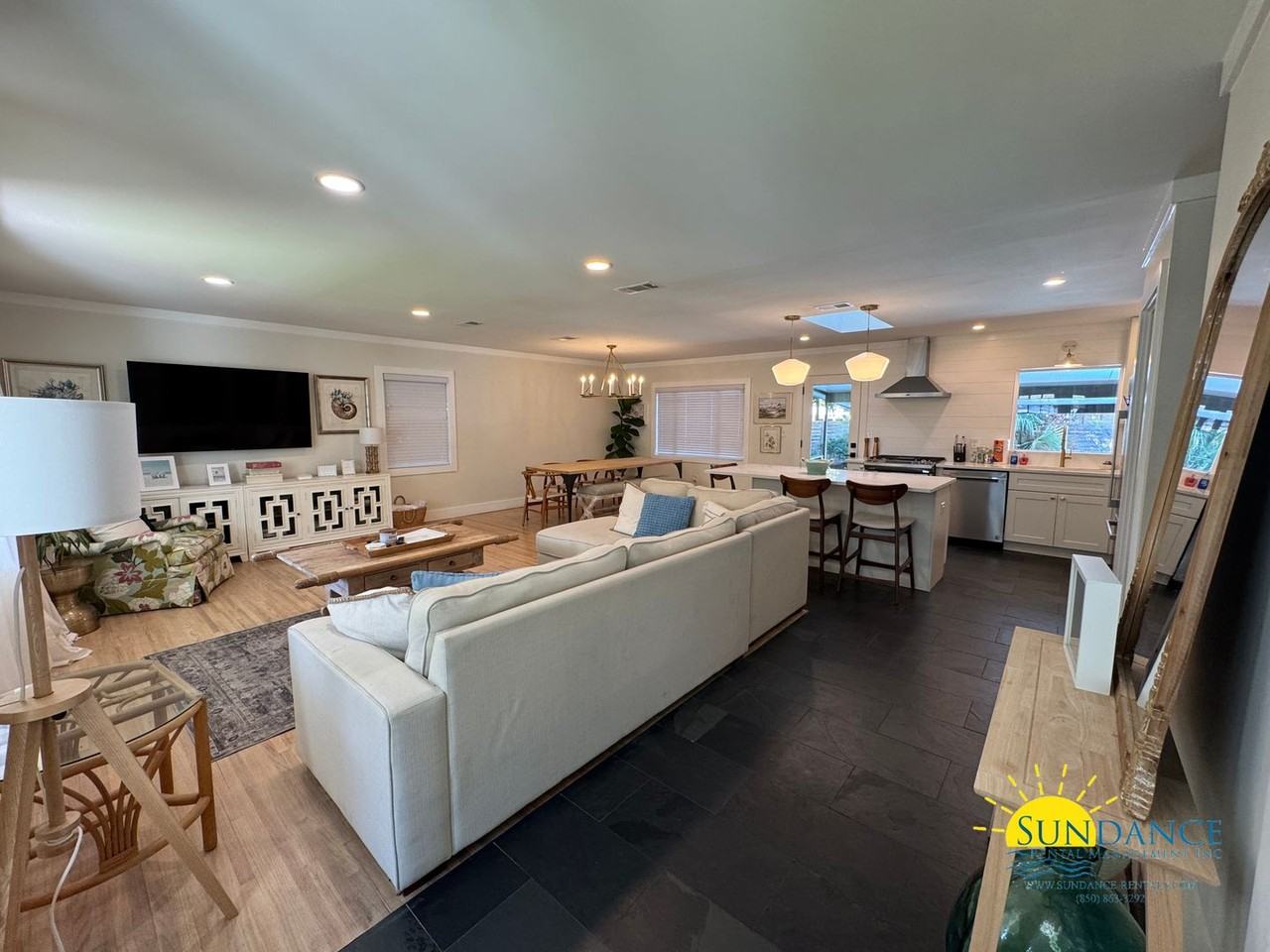 12 Anastasia Dr Se - Photo 5 of 29