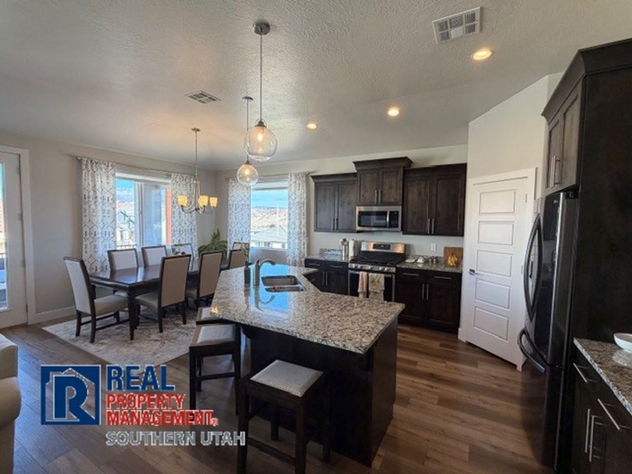 4000 Colbey Loop - Photo 7 of 29