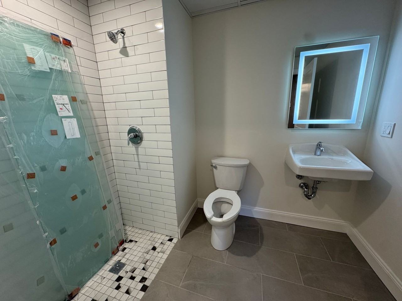 Eight Avon, LLC - Photo 4 of 50