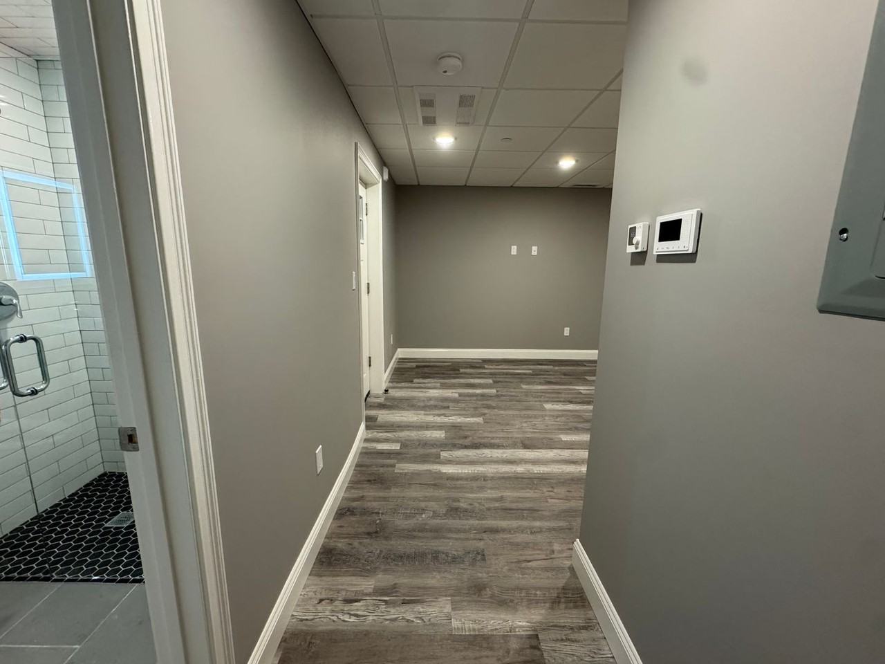 Eight Avon, LLC - Photo 3 of 38