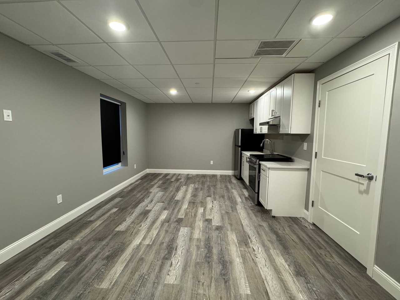 Eight Avon, LLC - Photo 4 of 38