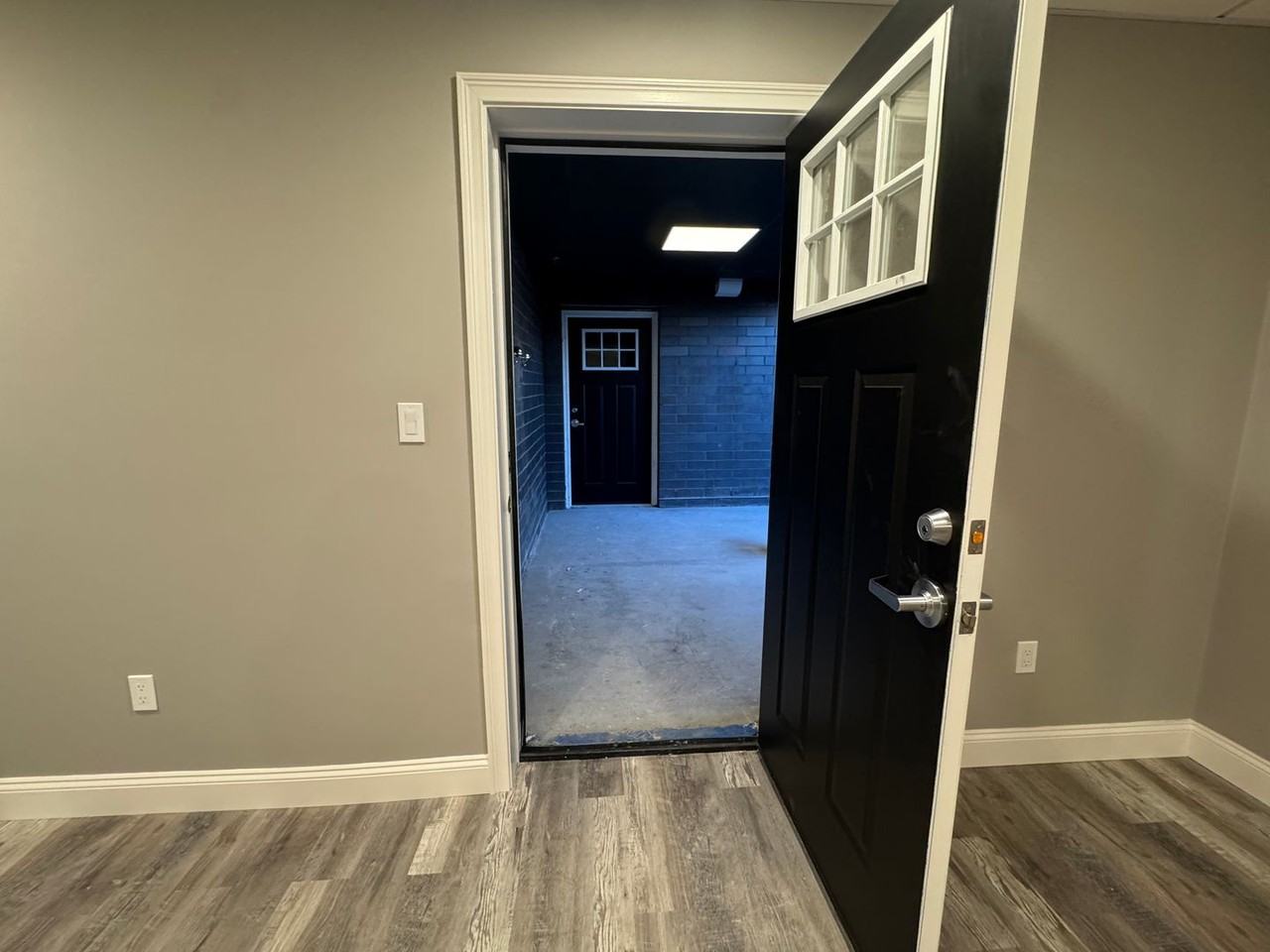Eight Avon, LLC - Photo 5 of 38