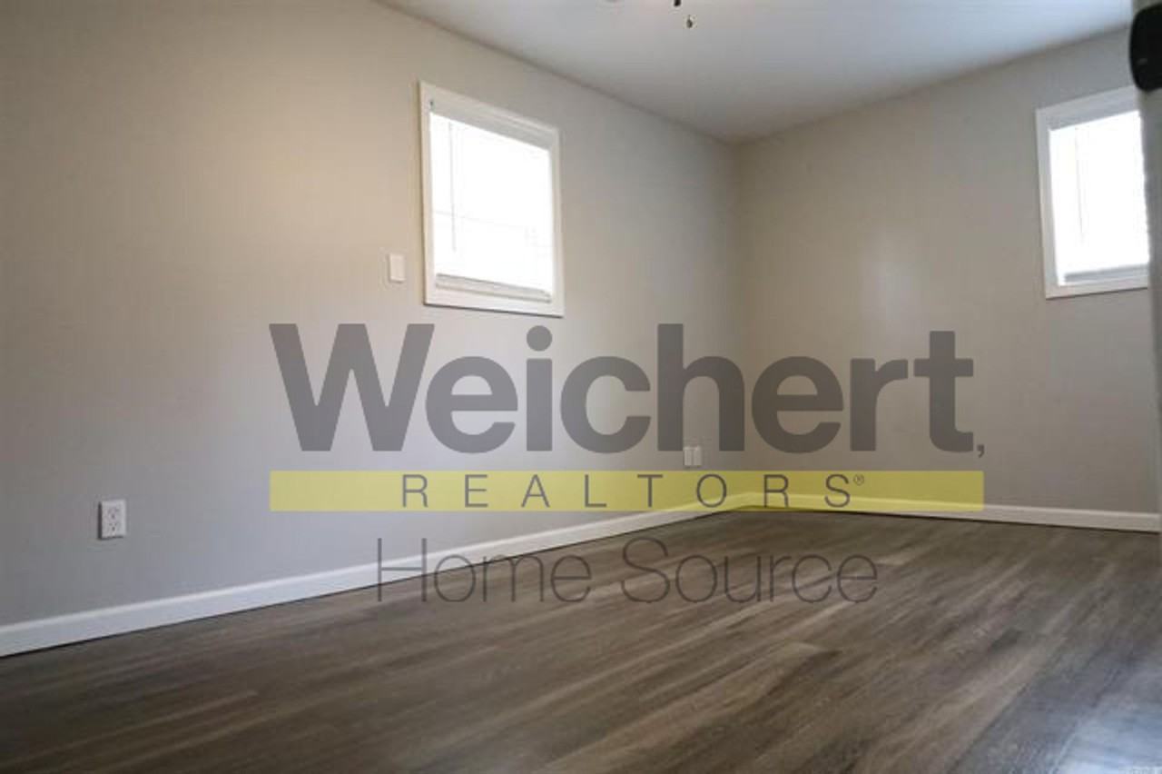 2211 Sutton Dr - Photo 5 of 11