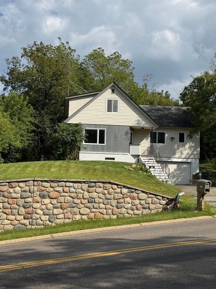 3482 Sioux Dr - Photo 2 of 22