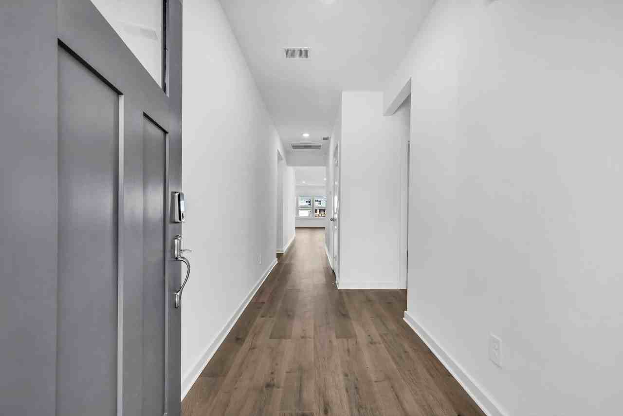 2356 Woodmeadow Dr - Photo 4 of 26