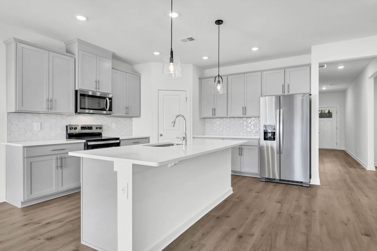 2356 Woodmeadow Dr - Photo 6 of 26