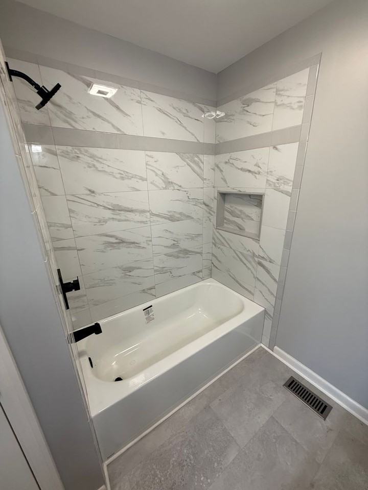 805 7th St Ne - Photo 6 of 46