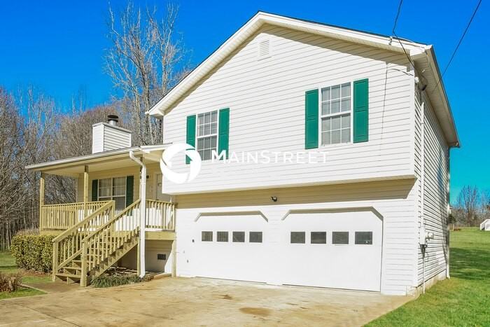 34 Canter Ln - Photo 2 of 18