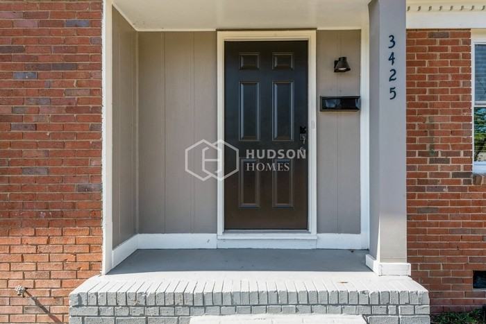 3425 Misty Wood Dr - Photo 4 of 19