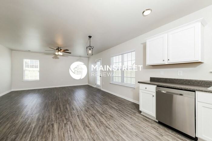 6166 Brentwood Park Dr - Photo 5 of 17