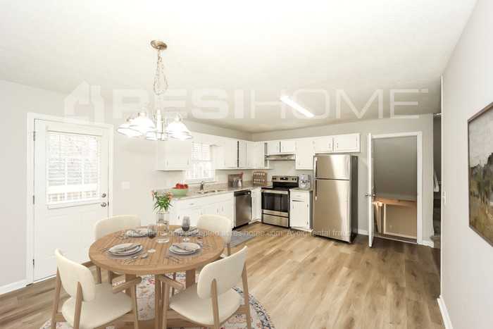 20 Beverly Park Ct - Photo 2 of 18