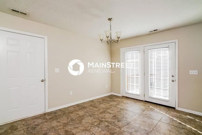 375 Clover Cove Dr - Photo 6 of 16