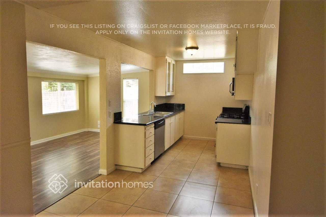 13633 Fair Oaks Blvd - Photo 4 of 12