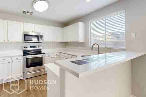 11845 W Poinsettia Dr - Photo 6 of 28