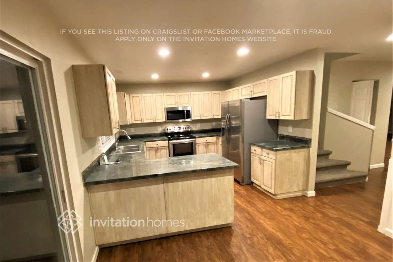 11514 134th Street Ct E - Photo 4 of 20