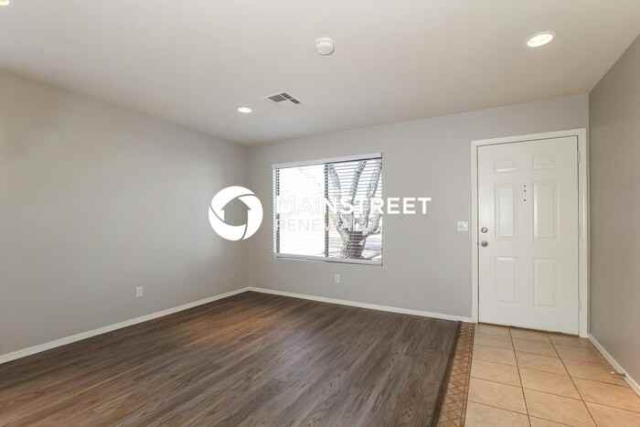 16724 N 160th Ave - Photo 3 of 16