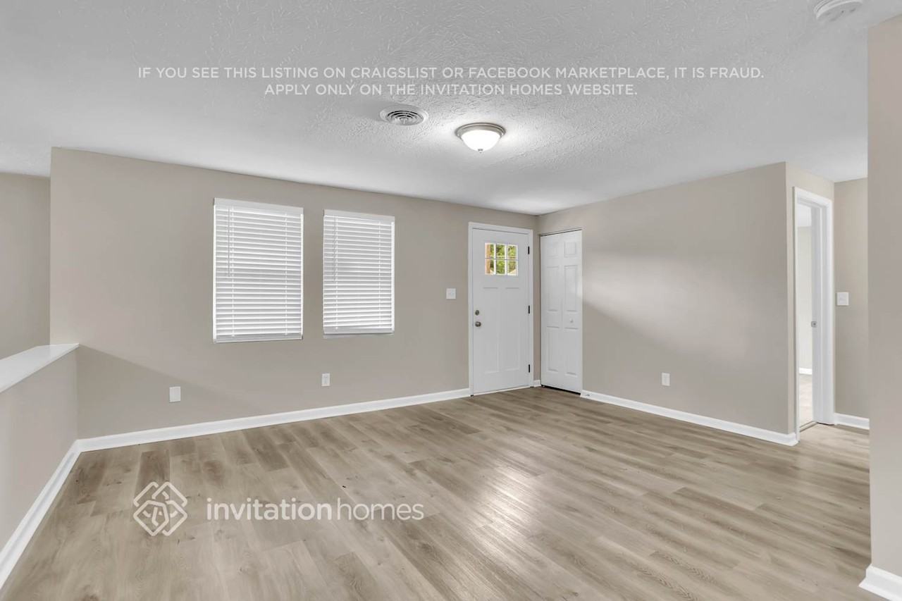 1310 Muirfield Dr - Photo 4 of 25