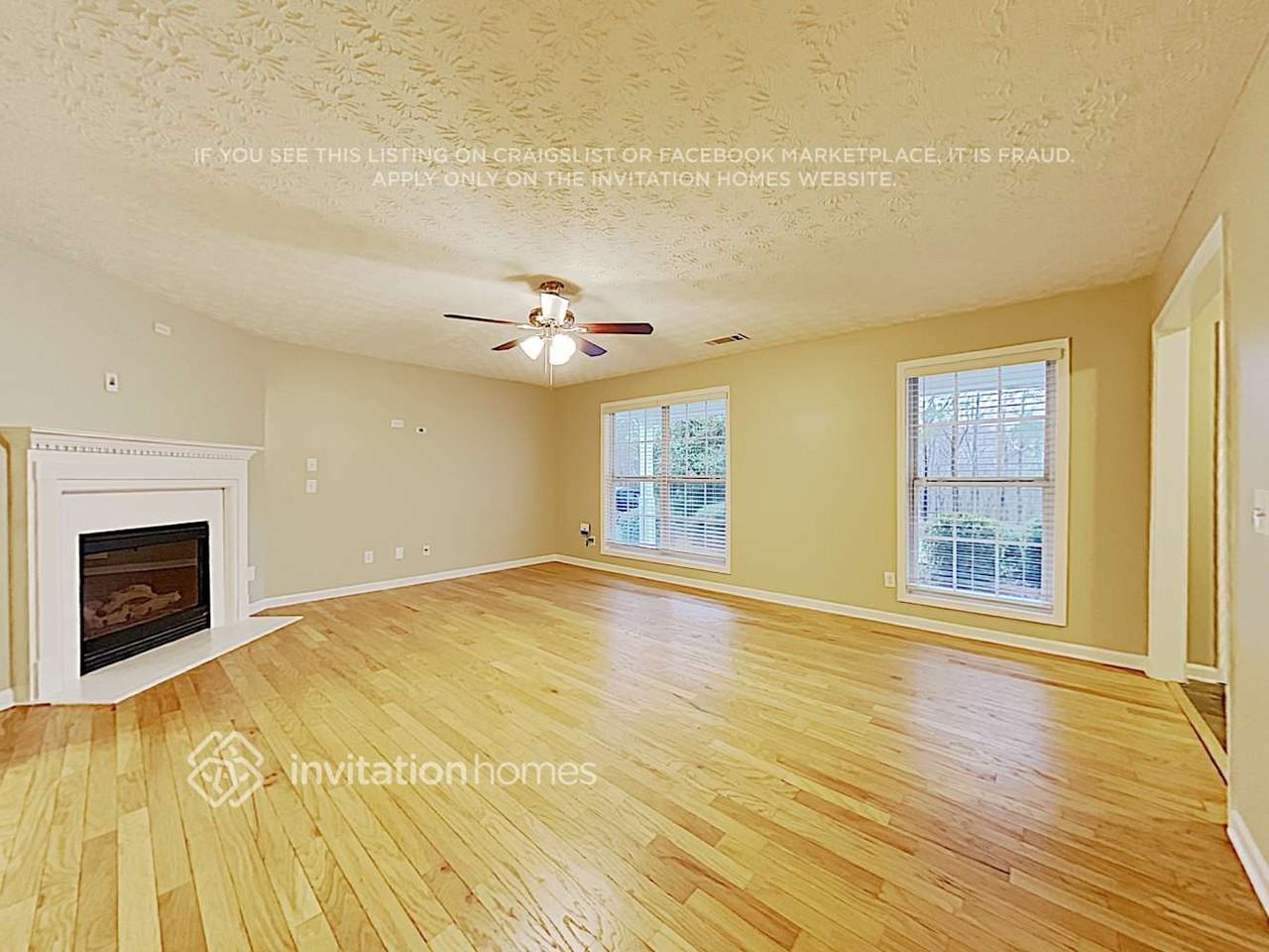 690 Castlebrooke Dr - Photo 5 of 18