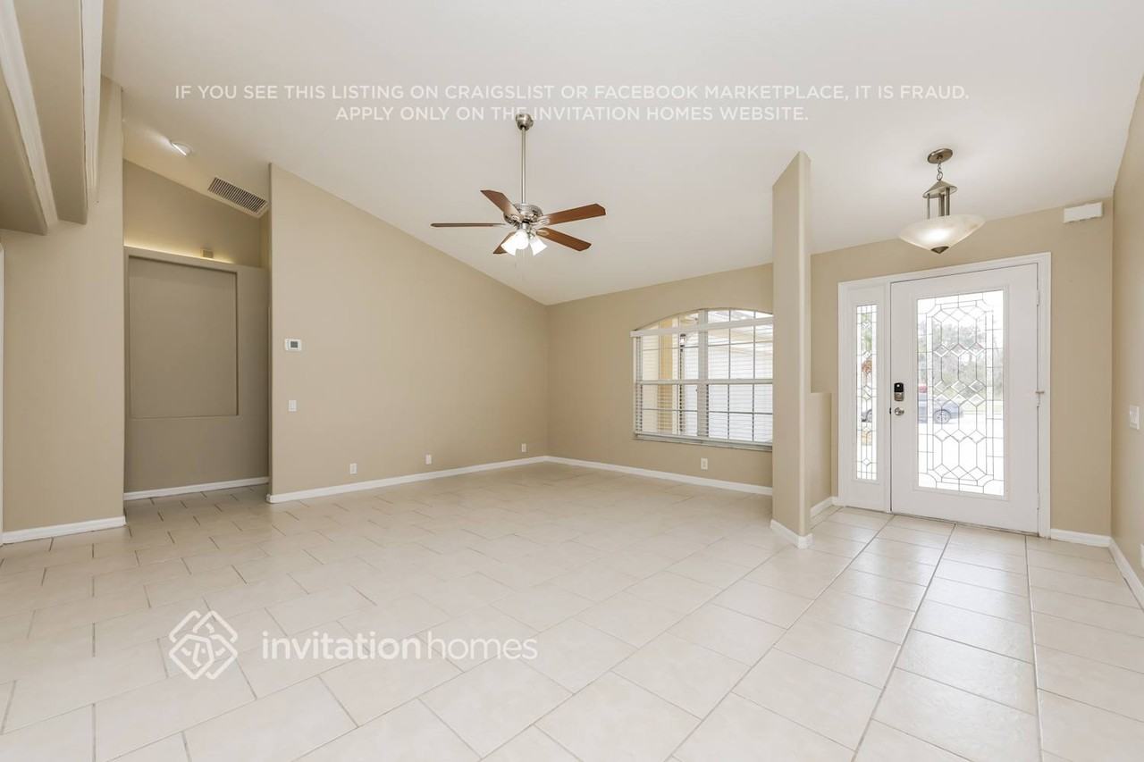 5915 32nd St E - Photo 3 of 17