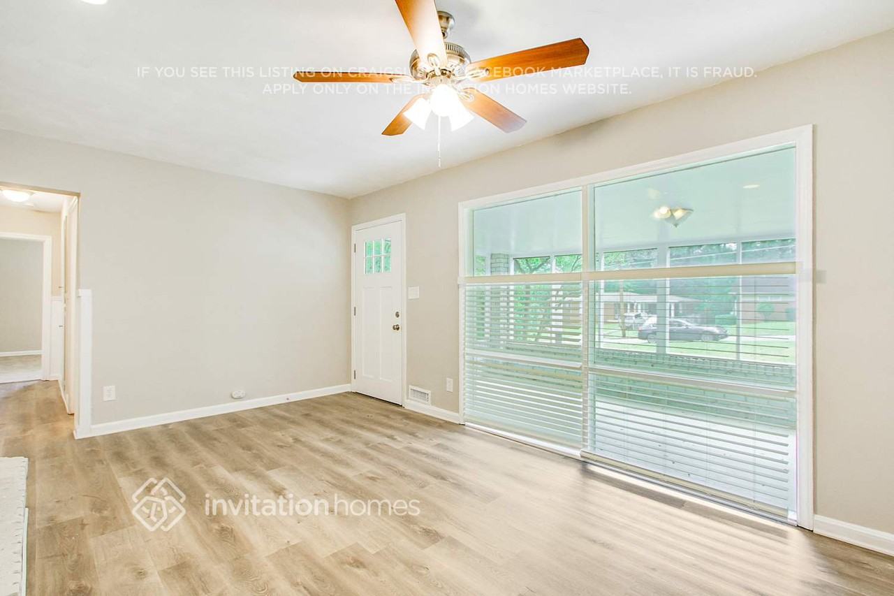 1921 Cindy Dr - Photo 4 of 26