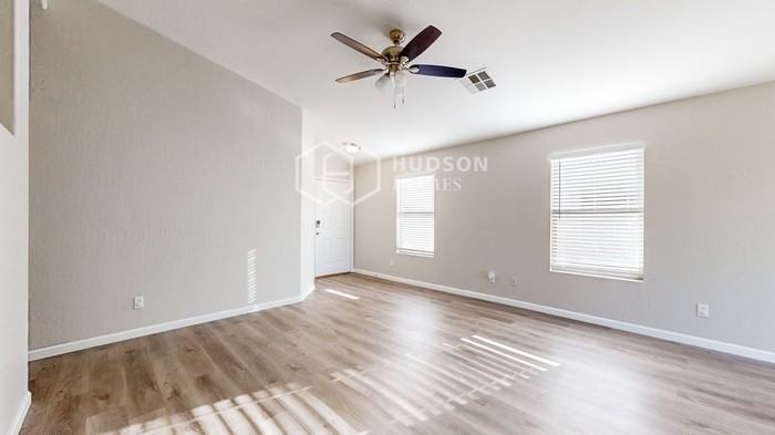 14819 W Acapulco Ln - Photo 5 of 33