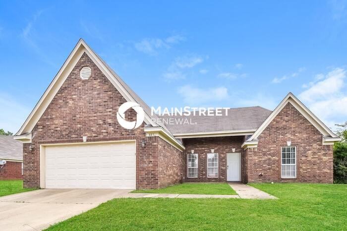 8878 Little House Cv - Photo 2 of 16