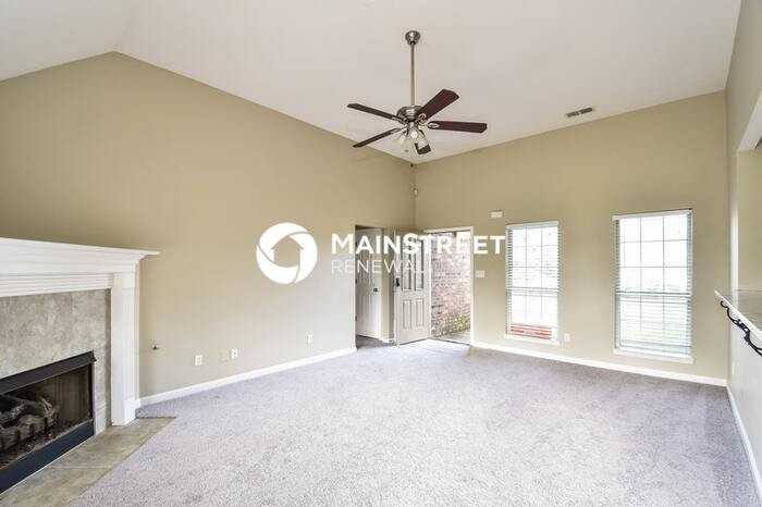 8878 Little House Cv - Photo 4 of 16