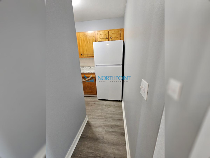 4630 Holly St #4 - Photo 3 of 13