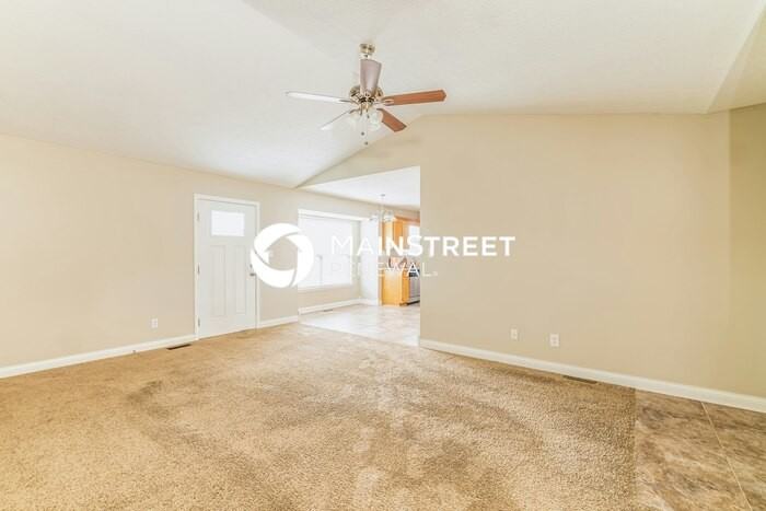 327 Dogwood Trl - Photo 3 of 16