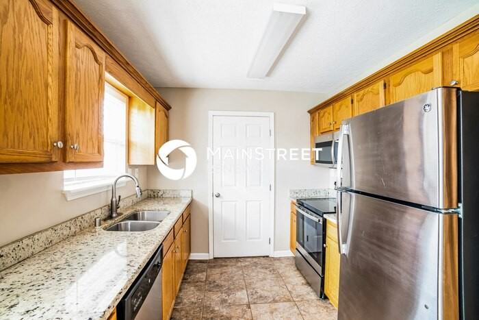 327 Dogwood Trl - Photo 6 of 16